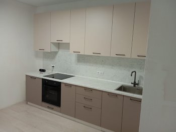 Кухонный гарнитур высокий Латте 3000 мм, Стол. 26 мм в Новоуральске - novouralsk.mebel-e96.ru